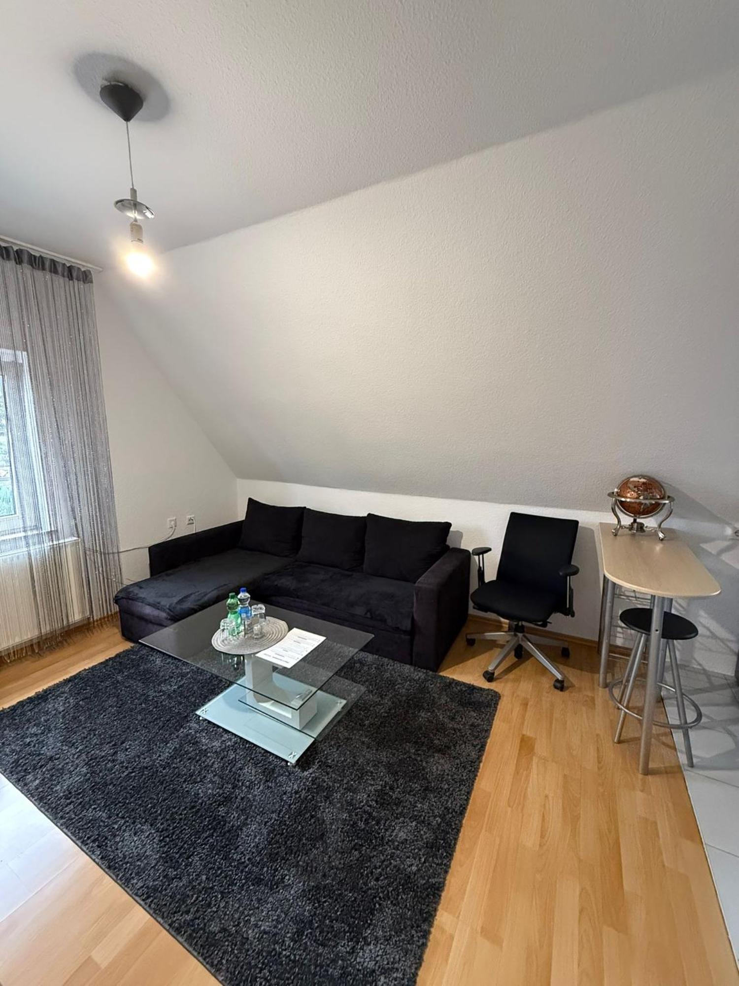 Hammer Apartment *